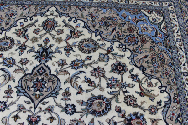 Persian Kashan Rug 350 × 248 cm – Handmade Wool Carpet