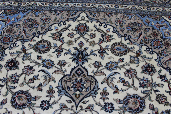 Persian Kashan Rug 350 × 248 cm – Handmade Wool Carpet
