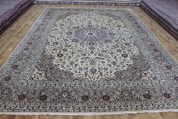 Persian Kashan Carpet 405 × 291 cm – Large Hand-Knotted Wool Rug