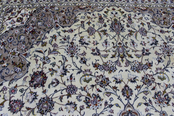 Persian Kashan Carpet 405 × 291 cm – Large Hand-Knotted Wool Rug
