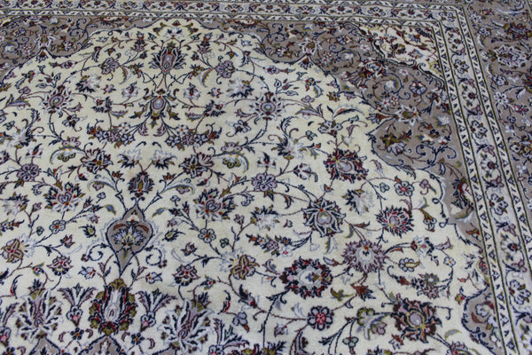 Persian Kashan Carpet 405 × 291 cm – Large Hand-Knotted Wool Rug