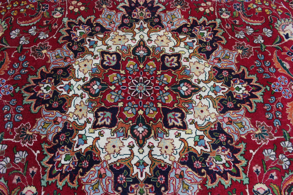Persian Tabriz Carpet 400 × 292 cm – Hand-Knotted Wool Floral Rug