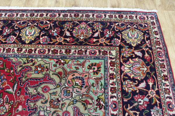 Persian Tabriz Carpet 400 × 292 cm – Hand-Knotted Wool Floral Rug