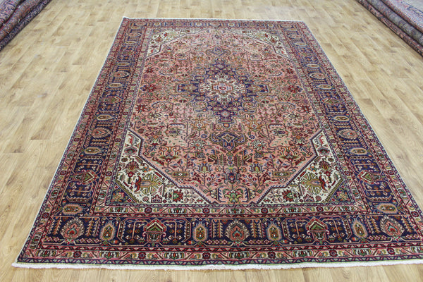 Persian Tabriz Carpet 294 × 200 cm – Hand-Knotted Wool Medallion Rug