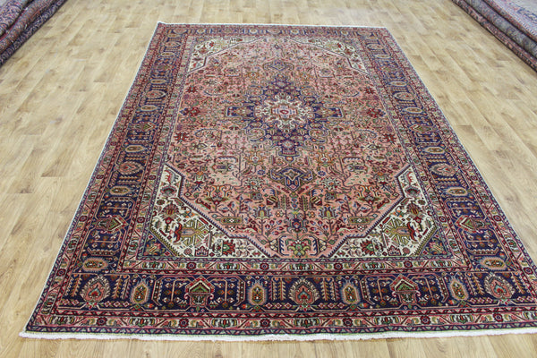 Persian Tabriz Carpet 294 × 200 cm – Hand-Knotted Wool Medallion Rug