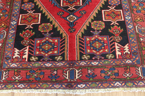 VINTAGE HANDMADE PERSIAN HAMEDAN RUG, VERY HARD WEARING 205 X 133 CM
