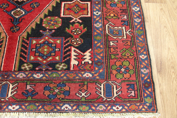 VINTAGE HANDMADE PERSIAN HAMEDAN RUG, VERY HARD WEARING 205 X 133 CM