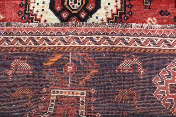 Persian Qashqai Shiraz Rug 190 × 124 cm – Hand-Knotted Wool Tribal Carpet