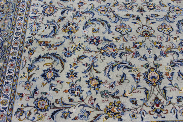 Persian Kashan Rug 394 × 302 cm – Large Hand-Knotted Wool Floral Carpet