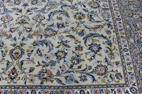 Persian Kashan Rug 394 × 302 cm – Large Hand-Knotted Wool Floral Carpet