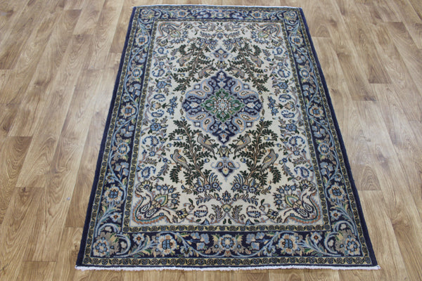Persian Shahreza Garden Rug Wool & Silk Rug 160 × 107 cm – Hand-Knotted Isfahan Region Carpet