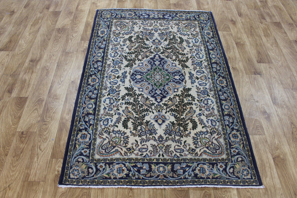 Persian Shahreza Garden Rug Wool & Silk Rug 160 × 107 cm – Hand-Knotted Isfahan Region Carpet