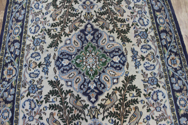 Persian Shahreza Garden Rug Wool & Silk Rug 160 × 107 cm – Hand-Knotted Isfahan Region Carpet