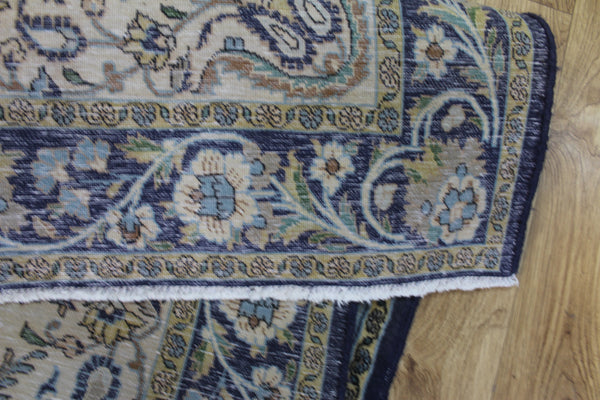 Persian Shahreza Garden Rug Wool & Silk Rug 160 × 107 cm – Hand-Knotted Isfahan Region Carpet