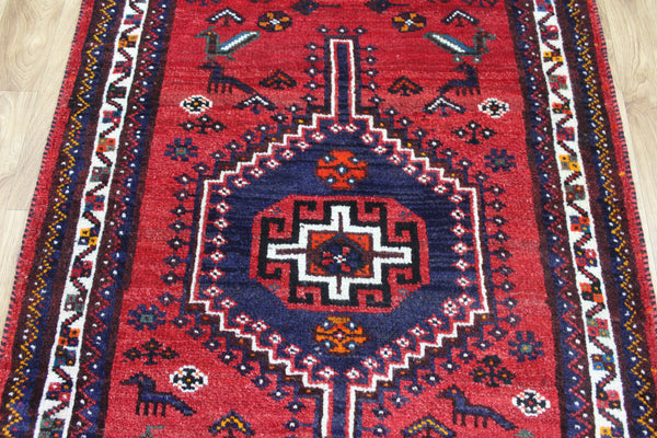 Persian Hamadan Rug 209 × 130 cm – Hand-Knotted Animal &amp; Bird Design