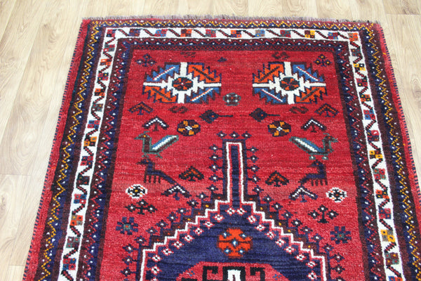 Persian Hamadan Rug 209 × 130 cm – Hand-Knotted Animal &amp; Bird Design