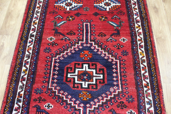 Persian Hamadan Rug 209 × 130 cm – Hand-Knotted Animal &amp; Bird Design
