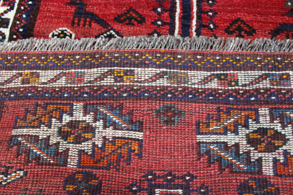 Persian Hamadan Rug 209 × 130 cm – Hand-Knotted Animal &amp; Bird Design