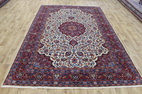 Persian Sarouk Carpet 286 × 190 cm – Hand-Knotted Wool Rug