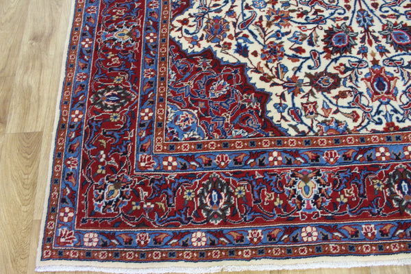 Persian Sarouk Carpet 286 × 190 cm – Hand-Knotted Wool Rug