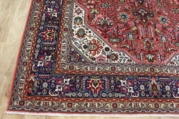 Persian Tabriz Wool Carpet 291 × 197 cm – Hand-Knotted Traditional Rug