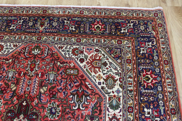 Persian Tabriz Wool Carpet 291 × 197 cm – Hand-Knotted Traditional Rug