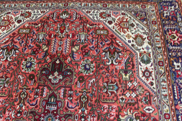 Persian Tabriz Wool Carpet 291 × 197 cm – Hand-Knotted Traditional Rug