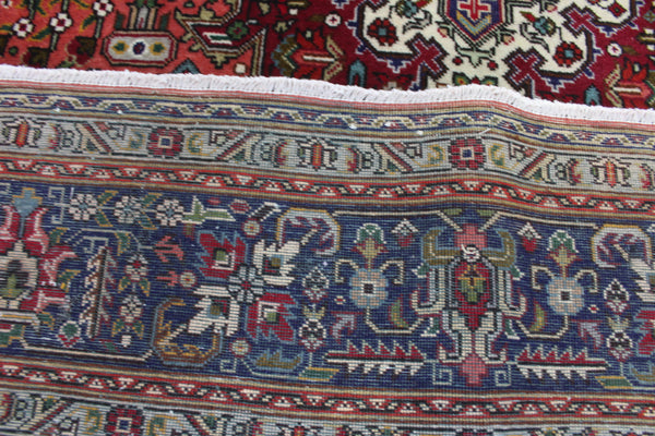 Persian Tabriz Wool Carpet 291 × 197 cm – Hand-Knotted Traditional Rug