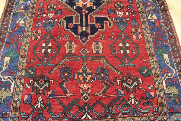 Persian Hamadan Wool Rug 256 × 123 cm – Hand-Knotted Tribal Carpet