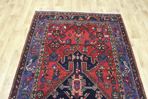 Persian Hamadan Wool Rug 256 × 123 cm – Hand-Knotted Tribal Carpet
