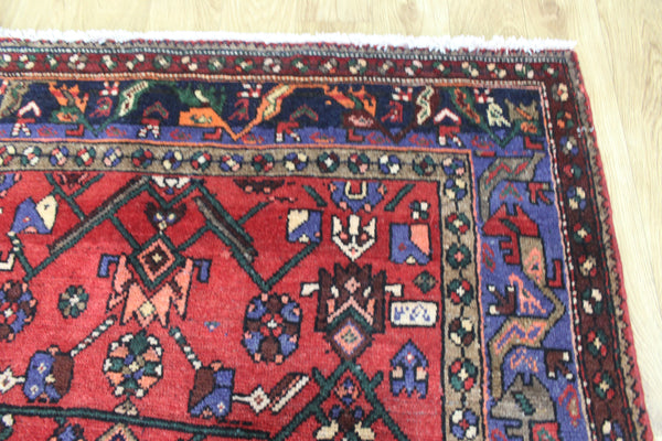 Persian Hamadan Wool Rug 256 × 123 cm – Hand-Knotted Tribal Carpet