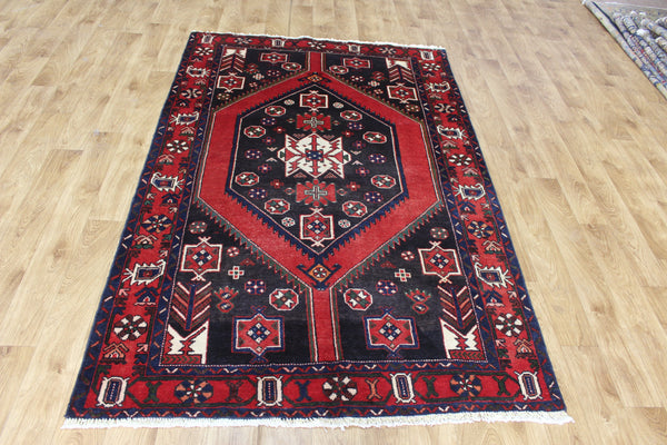 VINTAGE NORTH WEST PERSIAN HAMEDAN RUG 210 X 135 CM