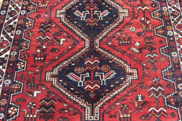 Antique Persian Qashqai Shiraz Tribal Rug 204 × 165 cm – Hand-Knotted Wool