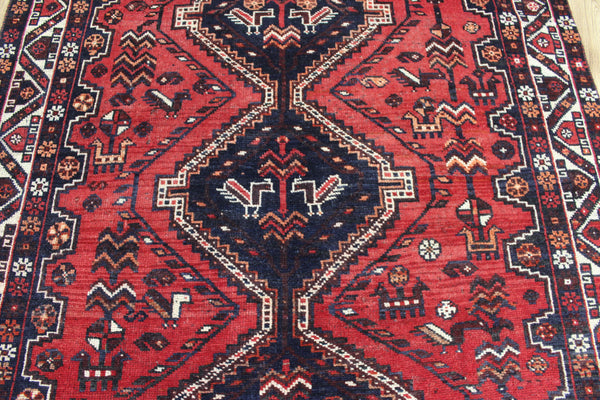 Antique Persian Qashqai Shiraz Tribal Rug 204 × 165 cm – Hand-Knotted Wool
