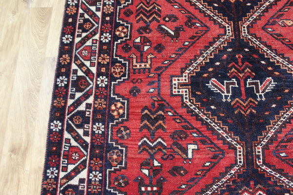 Antique Persian Qashqai Shiraz Tribal Rug 204 × 165 cm – Hand-Knotted Wool