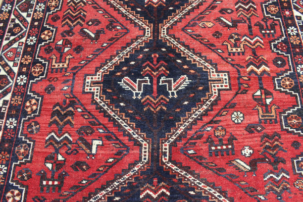 Antique Persian Shiraz Qashqai Rug 204 × 165 cm – Hand-Knotted Wool Tribal Rug