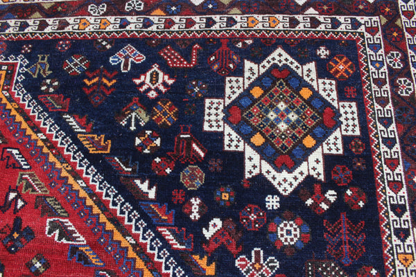 Vintage Persian Shiraz Qashqai Rug 302 × 217 cm – Hand-Knotted Wool Tribal Carpet