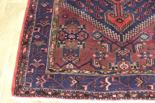 VINTAGE NORTH WEST PERSIAN RUG, VERY HARDWEARING 232 X 142 CM