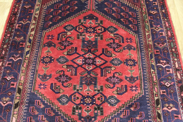 VINTAGE NORTH WEST PERSIAN RUG, VERY HARDWEARING 232 X 142 CM