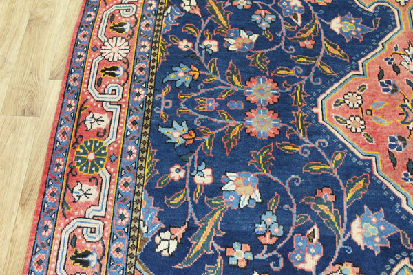 Persian Tabriz Rug 325 × 212 cm – Hand-Knotted Wool Carpet