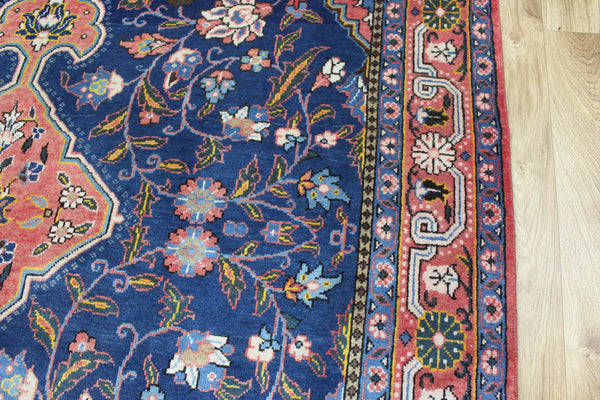 Persian Tabriz Rug 325 × 212 cm – Hand-Knotted Wool Carpet