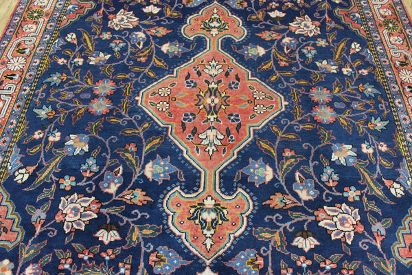 Persian Tabriz Rug 325 × 212 cm – Hand-Knotted Wool Carpet