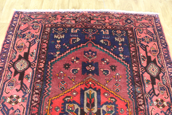 VINTAGE NORTH PERSIAN HAMADAN RUG, VERY HARD WEARING 205 X 138 CM