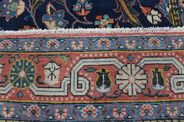 Persian Tabriz Rug 325 × 212 cm – Hand-Knotted Wool Carpet