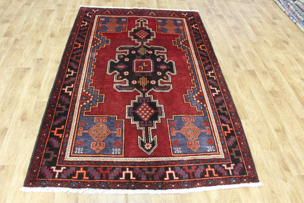 VINTAGE NORTH WEST PERSIAN RUG, VERY HARD WEARING 208 X 135 CM