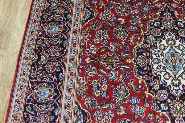 Persian Kashan Wool Rug 295 × 198 cm – Hand-Knotted Floral Carpet