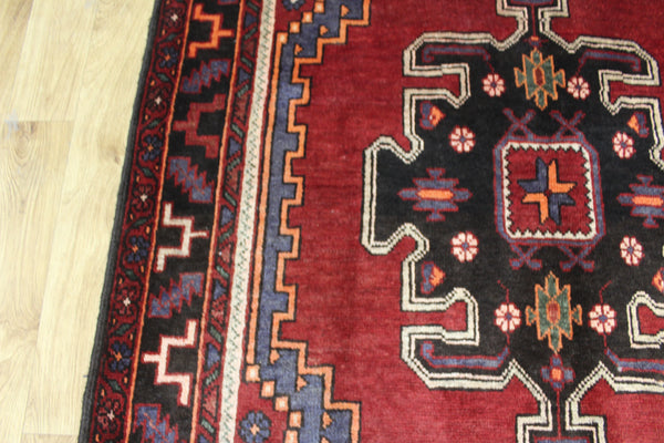 VINTAGE NORTH WEST PERSIAN RUG, VERY HARD WEARING 208 X 135 CM