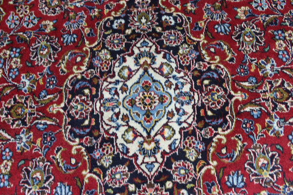 Persian Kashan Wool Rug 295 × 198 cm – Hand-Knotted Floral Carpet