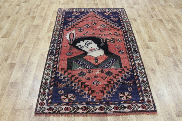 Vintage Persian Qashqai Shiraz Tribal Portrait Rug 180 × 111 cm – Hand-Knotted Wool