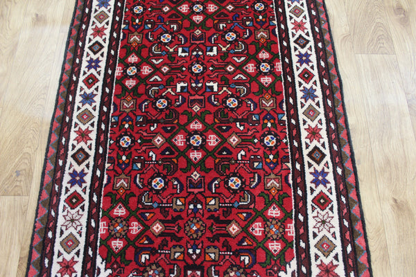 Persian Hamadan Runner 305 × 78 cm – Hand-Knotted Wool Herati Design Rug